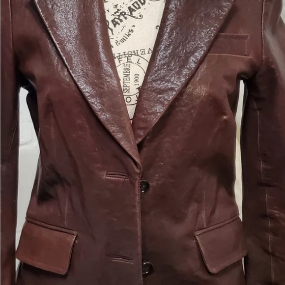 Elizabeth and James genuine leather blazer - Picture 2 of 12